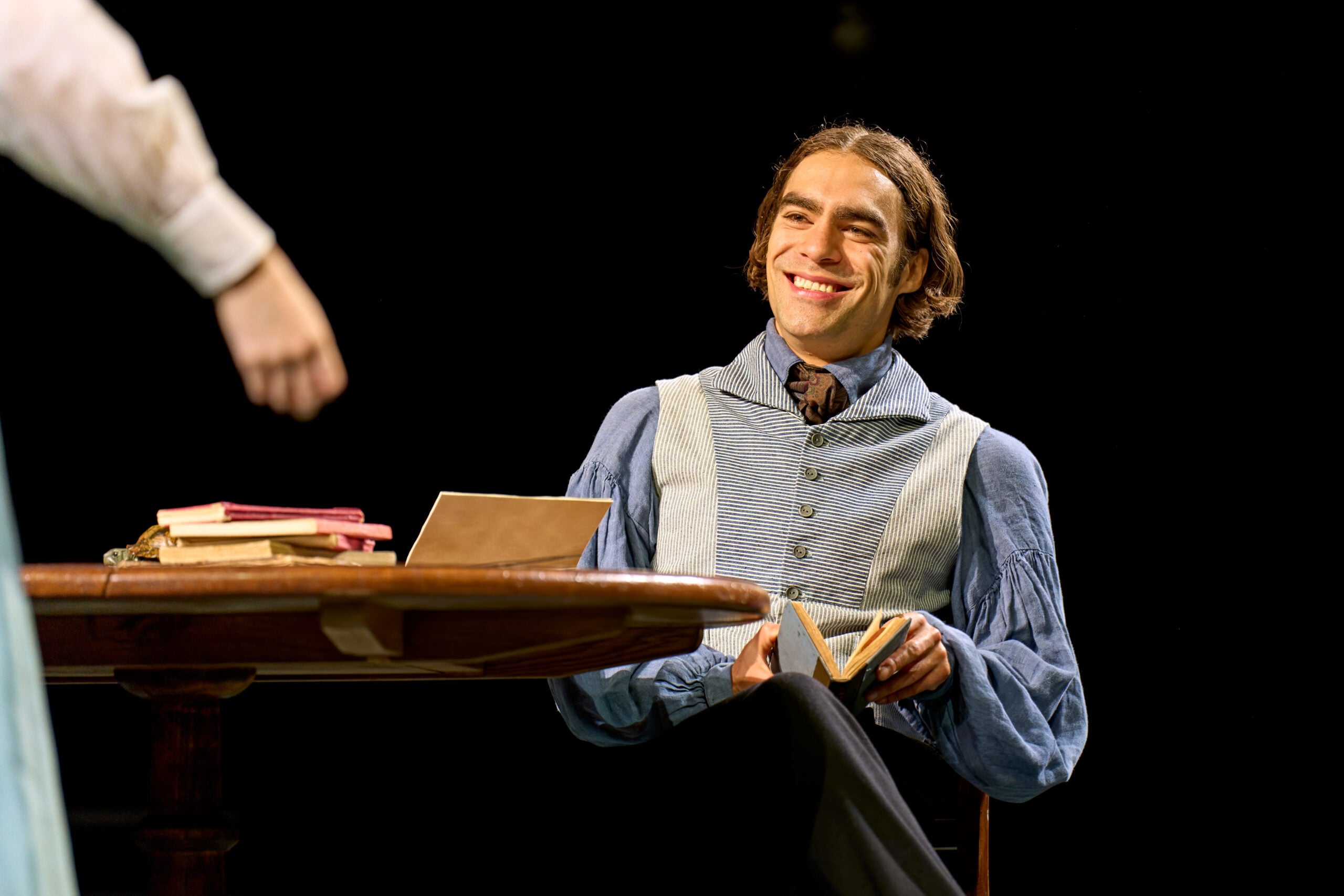 Seamus Dillane as Septimus Hodge in Arcadia