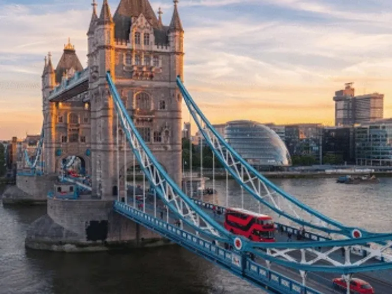 London city scene for a coach break