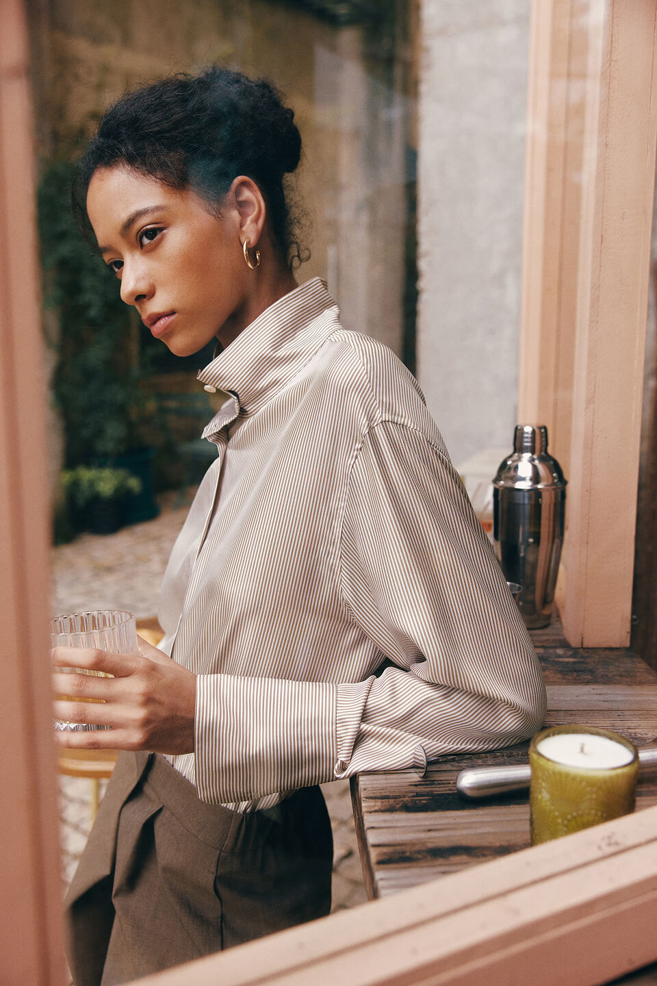 Camicia oversize a righe gessate in twill di seta Lilysilk