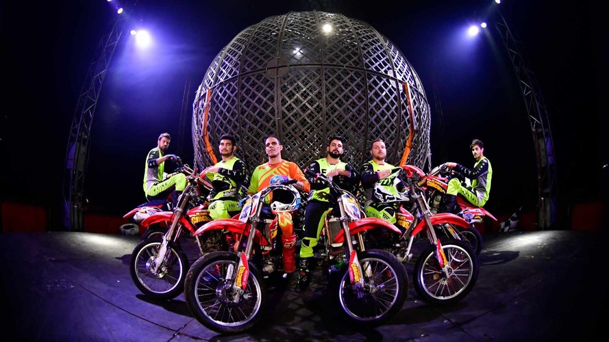 Circus performers at Planet Circus