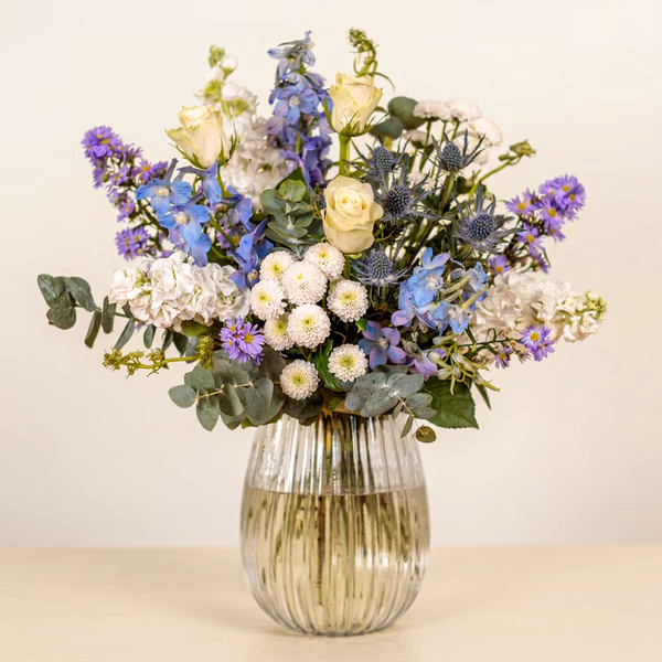 Serenata Flowers Summer Breeze bouquet