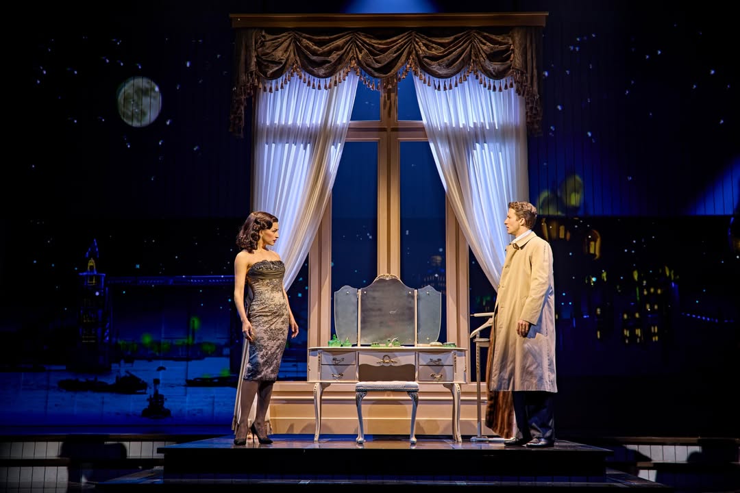Sinatra the Musical cast in a West End scene