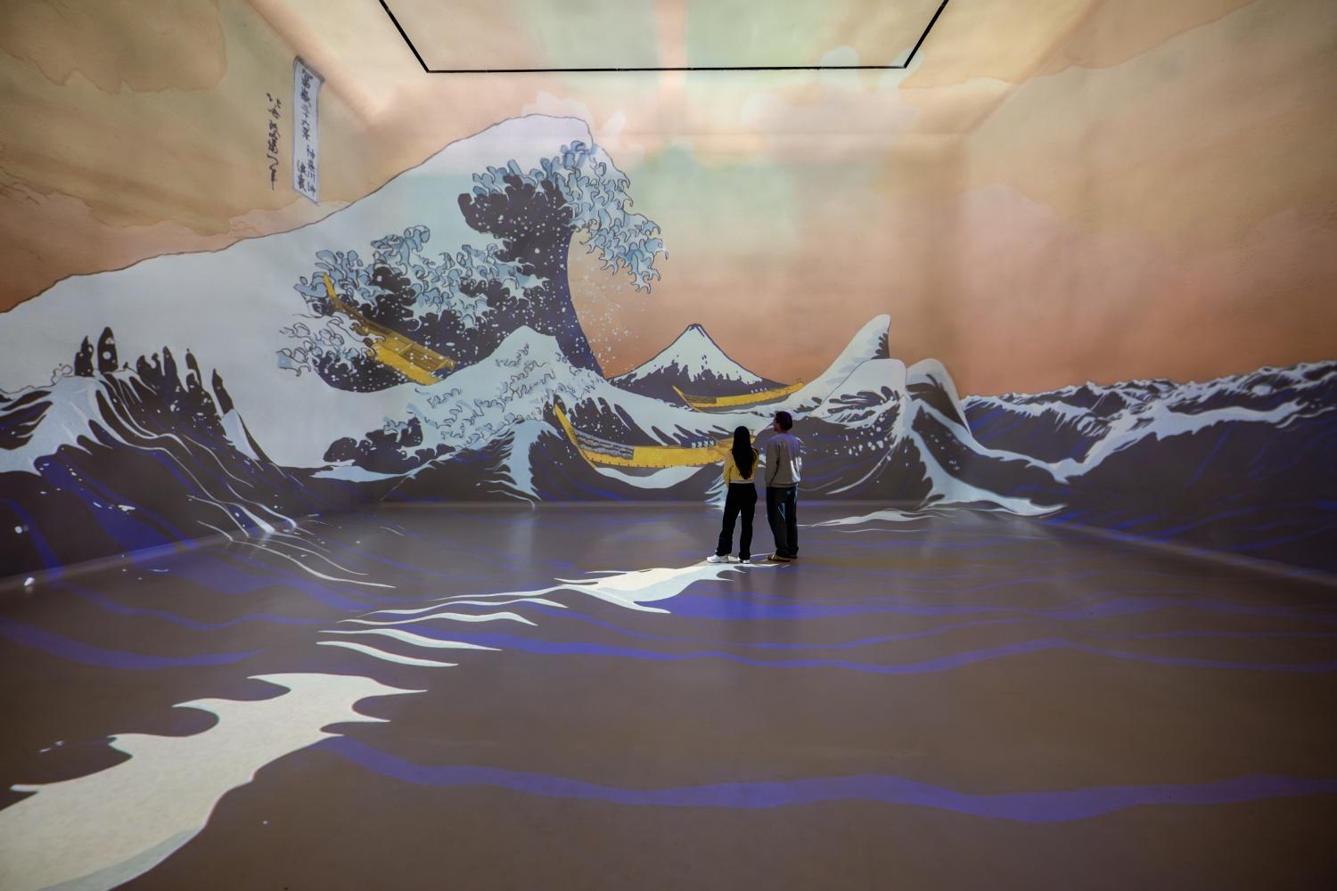 The Great Wave projection across a Frameless gallery wall