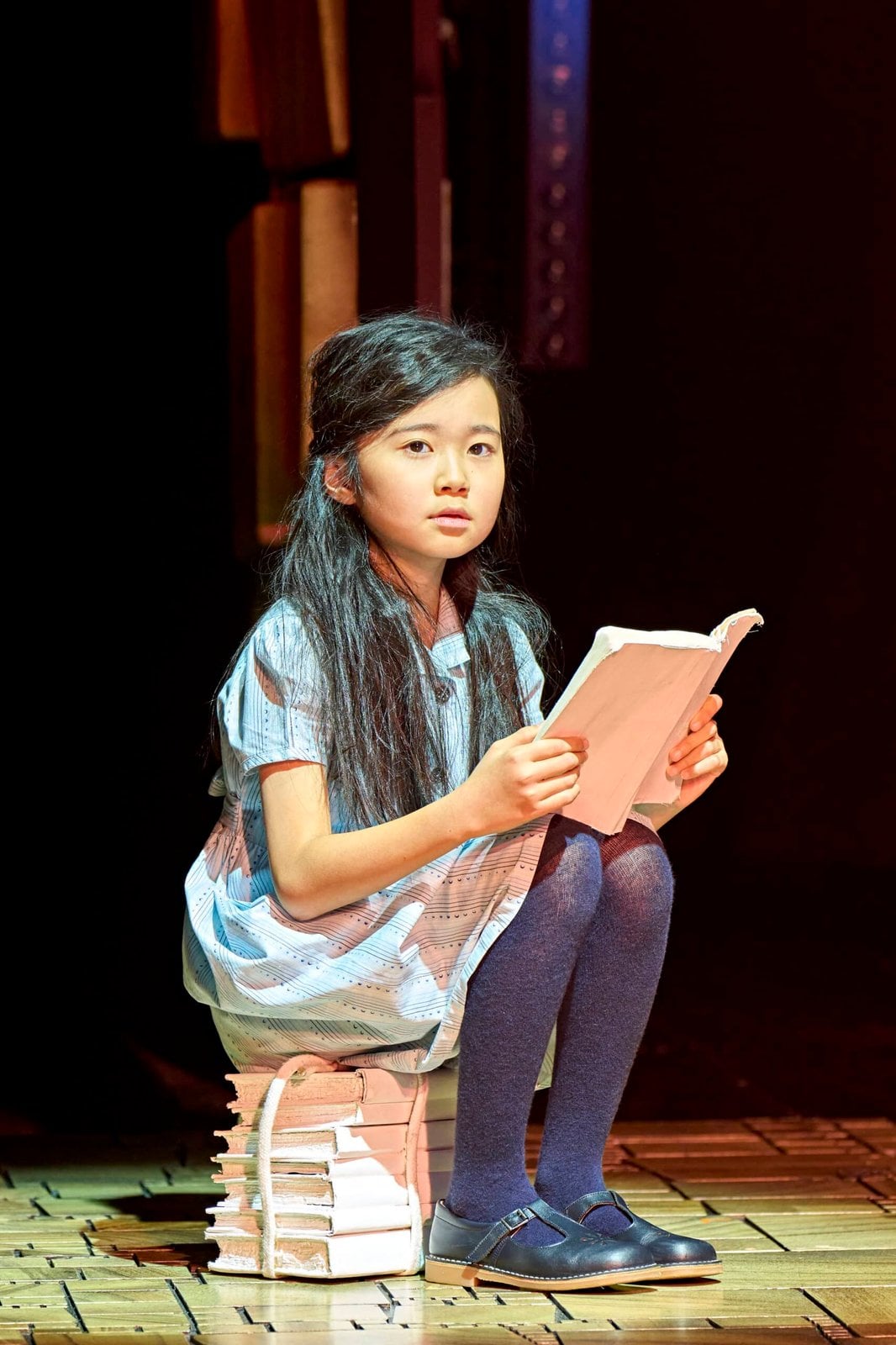 Sanna Kurihara as Matilda with the orange touring team