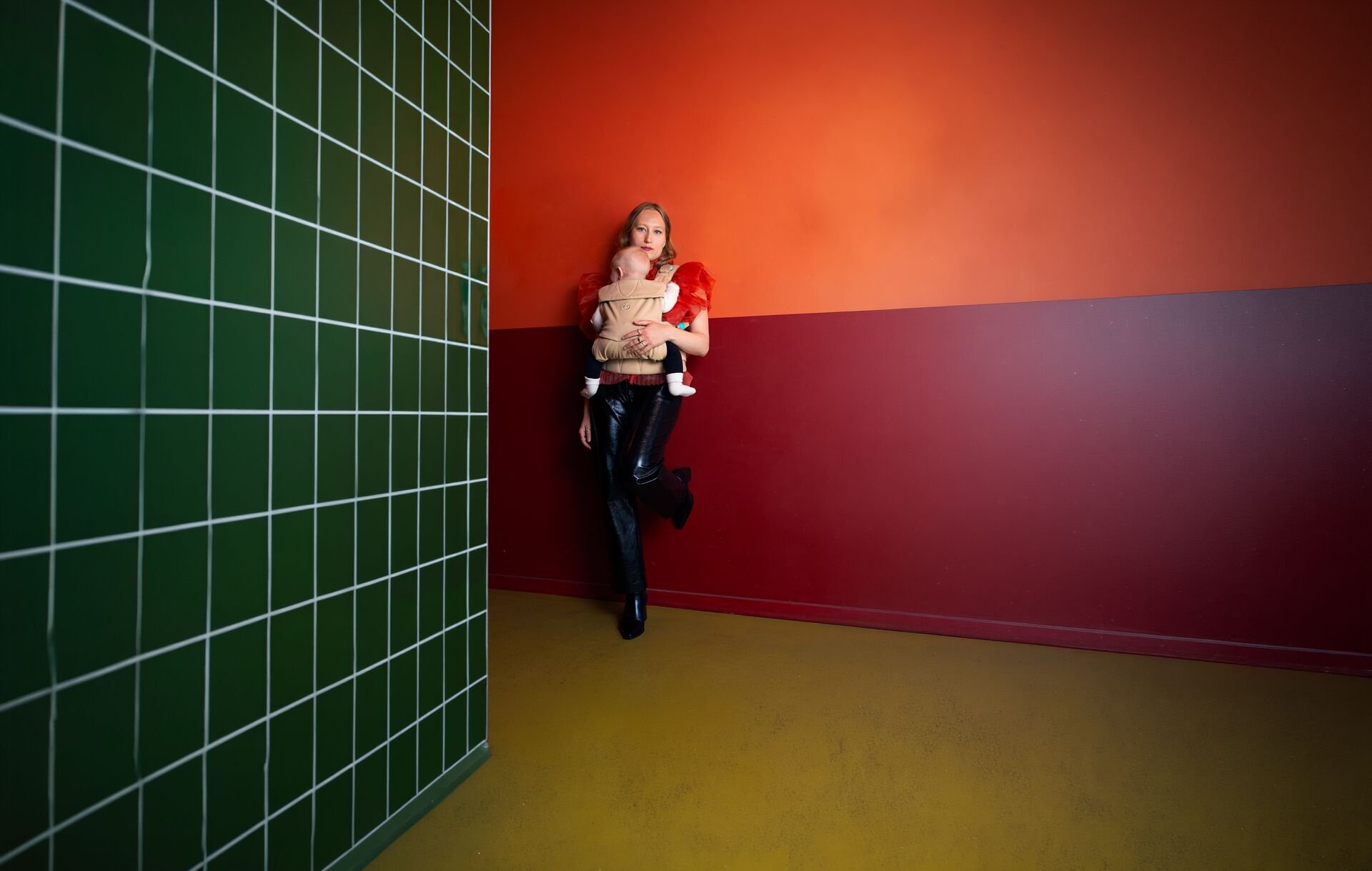 Le porte-bébé Easy Vol. 2 en coloris miel, photographié seul.